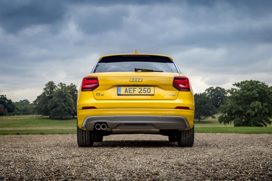  Audi Q2 TFSI S-Line 2016 года  (UK) (фото 26 из 32)